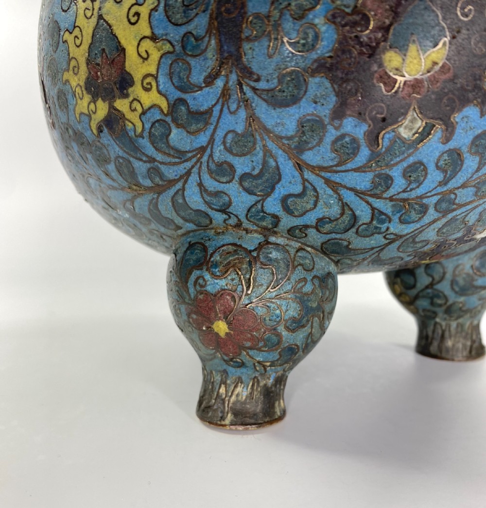 Chinese cloisonne censer. 17th C. Ming Dynasty. View VII