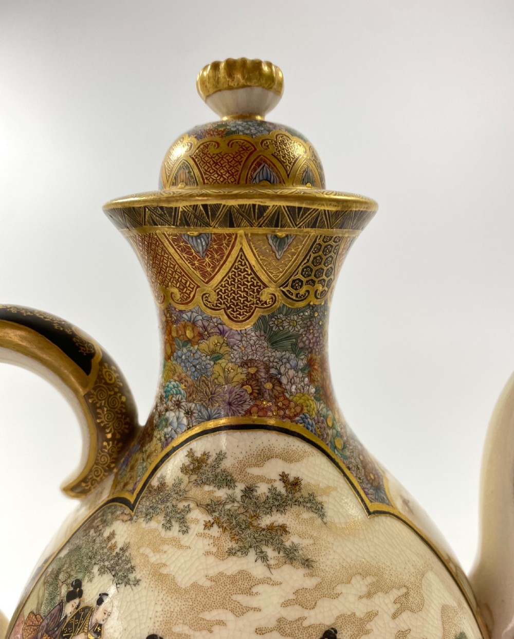 Satsuma pottery sake ewer. Ryozan Okamoto, Meiji Period. View IX
