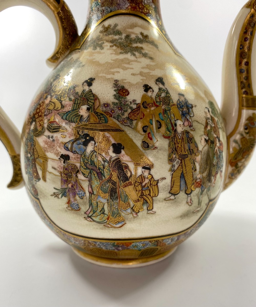 Satsuma pottery sake ewer. Ryozan Okamoto, Meiji Period. View XI