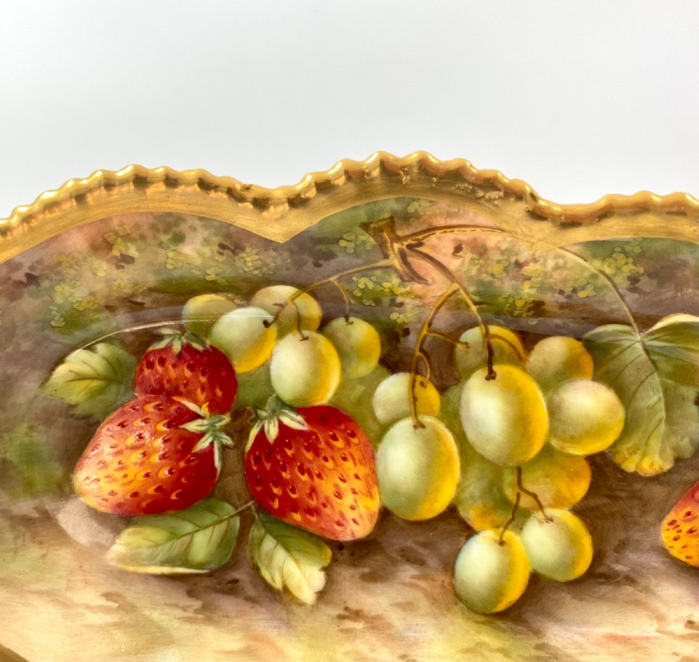 Royal Worcester dish. Townsend, d. 1937. View V