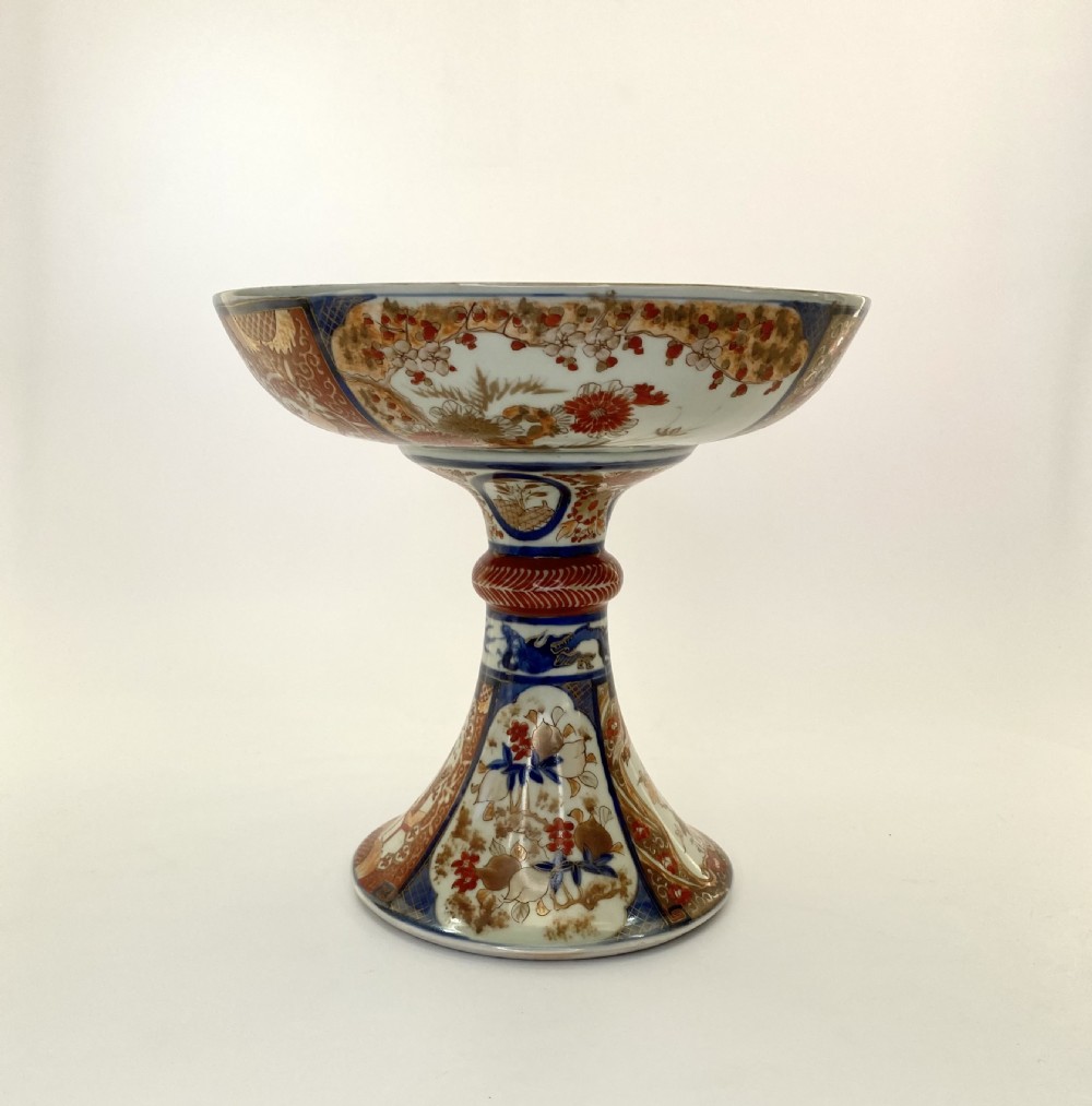 Japanese Imari large stand, c. 1890. Meiji Period. View II
