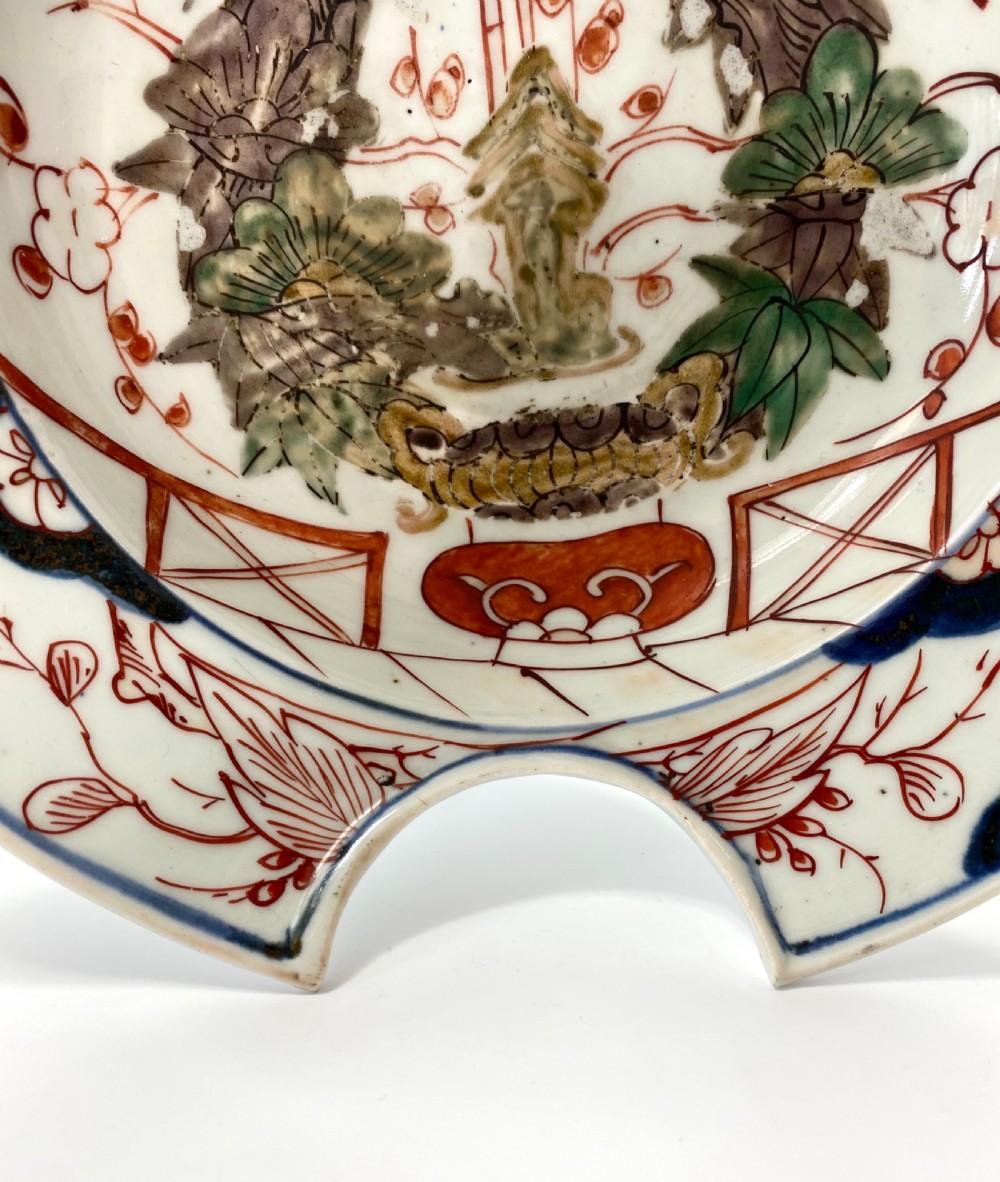 Japanese Imari barbers bowl, c. 1700. Edo Period. View III