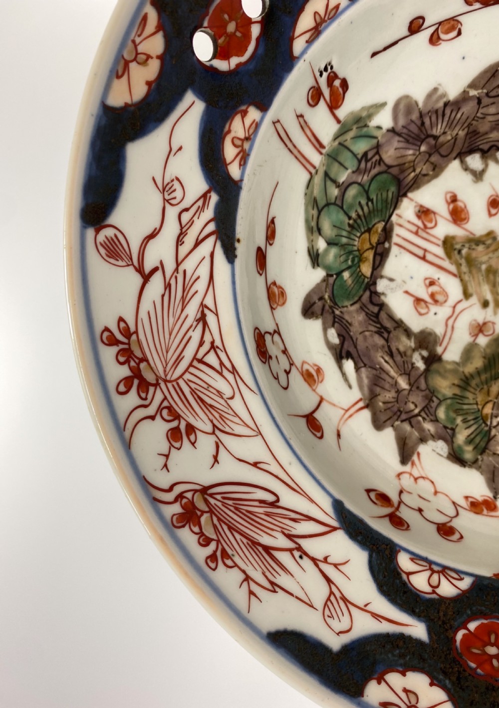Japanese Imari barbers bowl, c. 1700. Edo Period. View IV