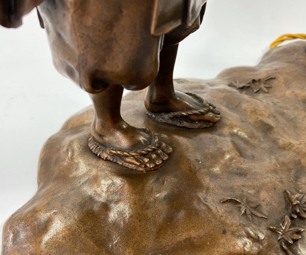 Japanese bronze okimono lamp. Yoshitani, Meiji Period. View X