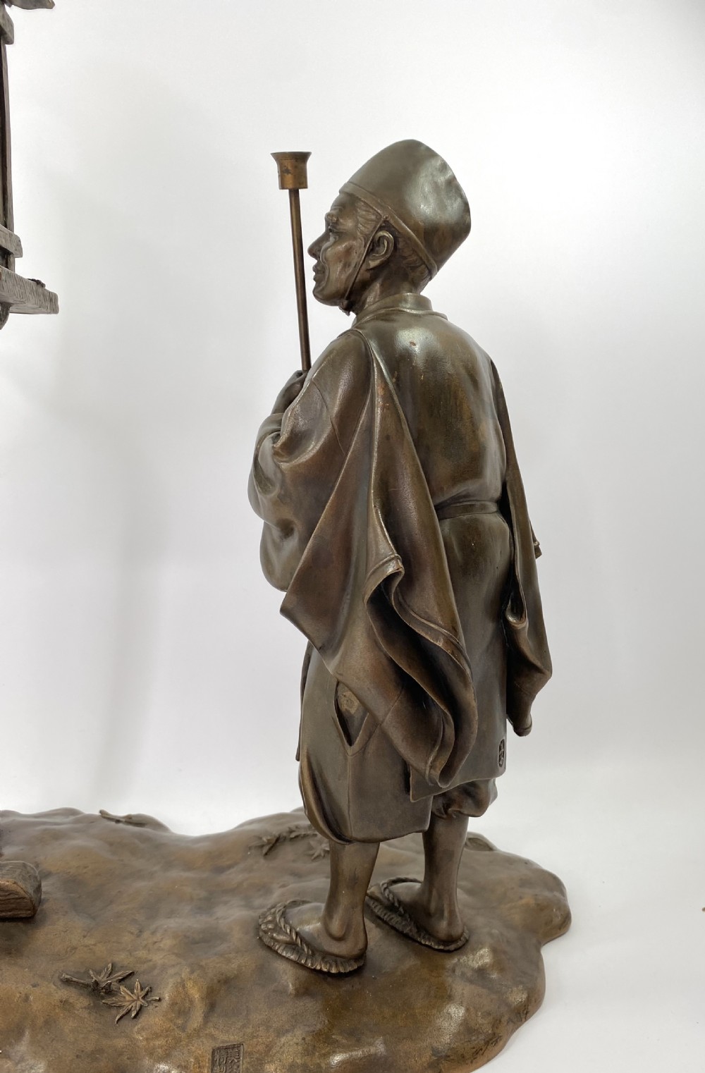 Japanese bronze okimono lamp. Yoshitani, Meiji Period. View XIII