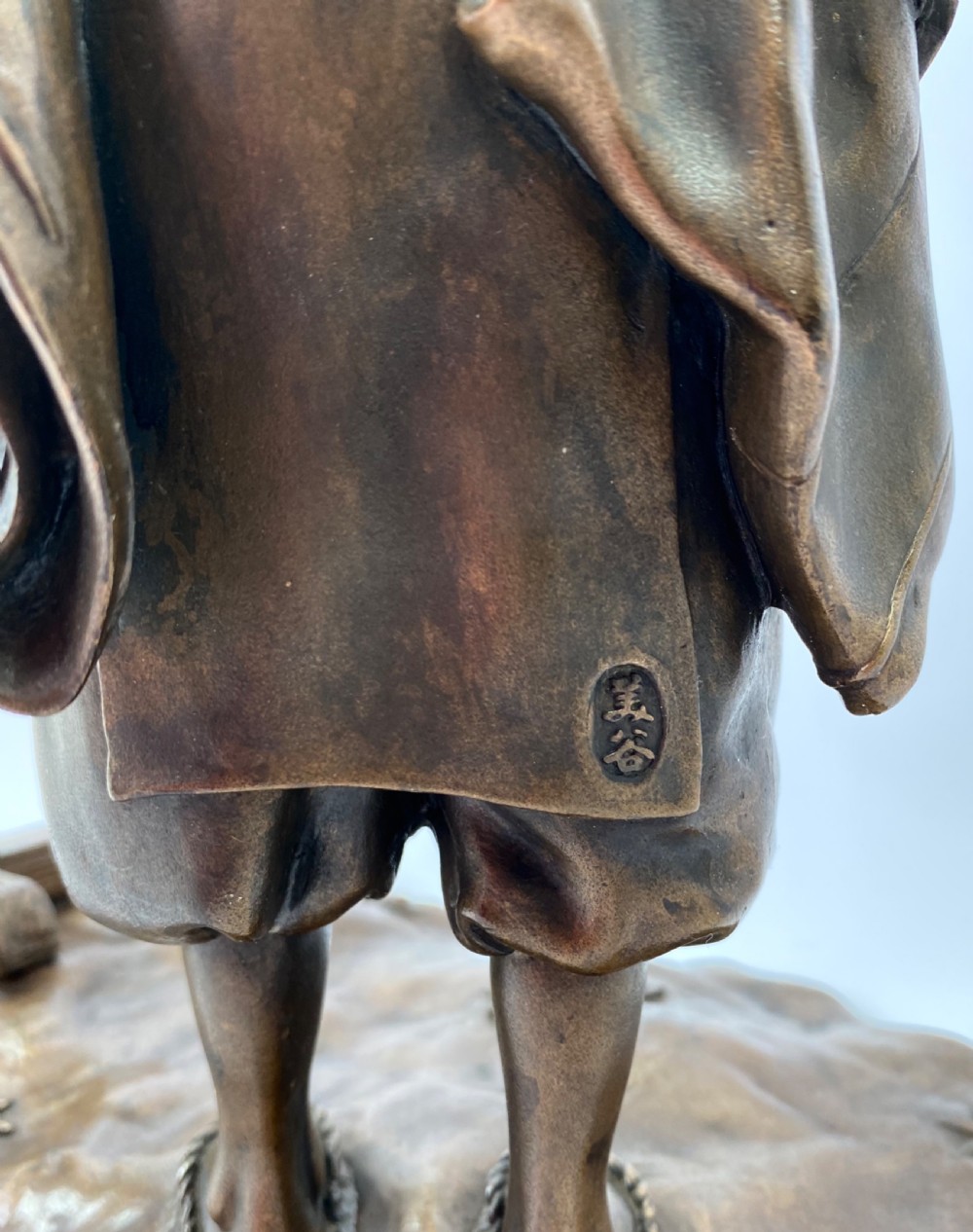 Japanese bronze okimono lamp. Yoshitani, Meiji Period. View XV