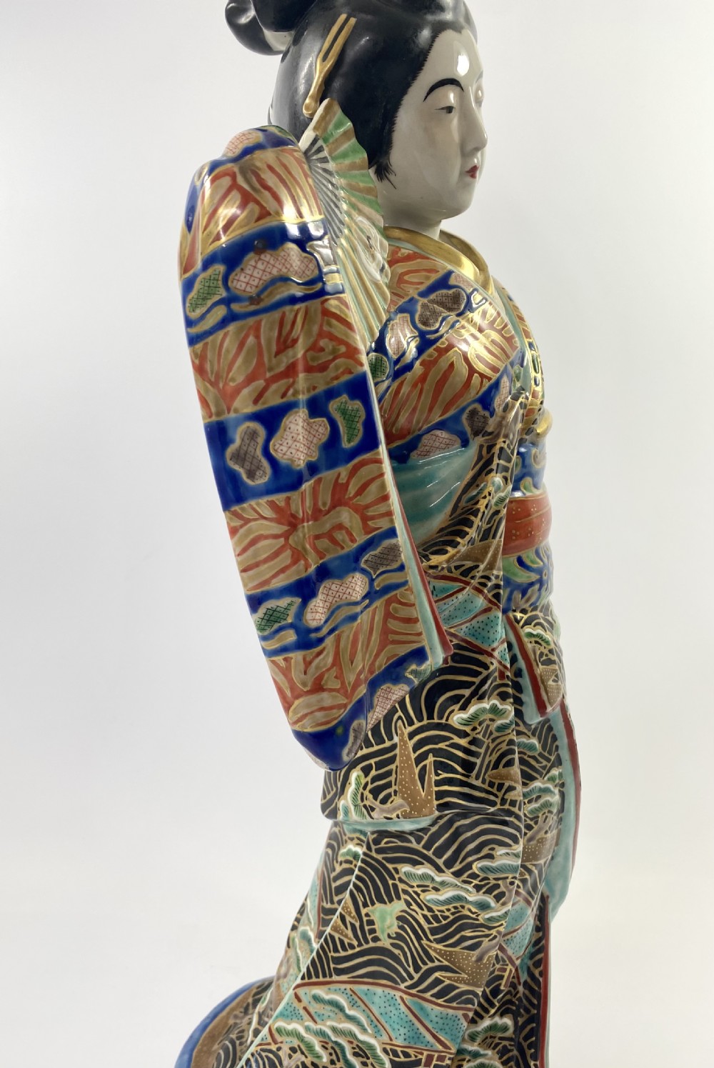 Kutani porcelain Bijin, c. 1890. Meiji Period. View VII