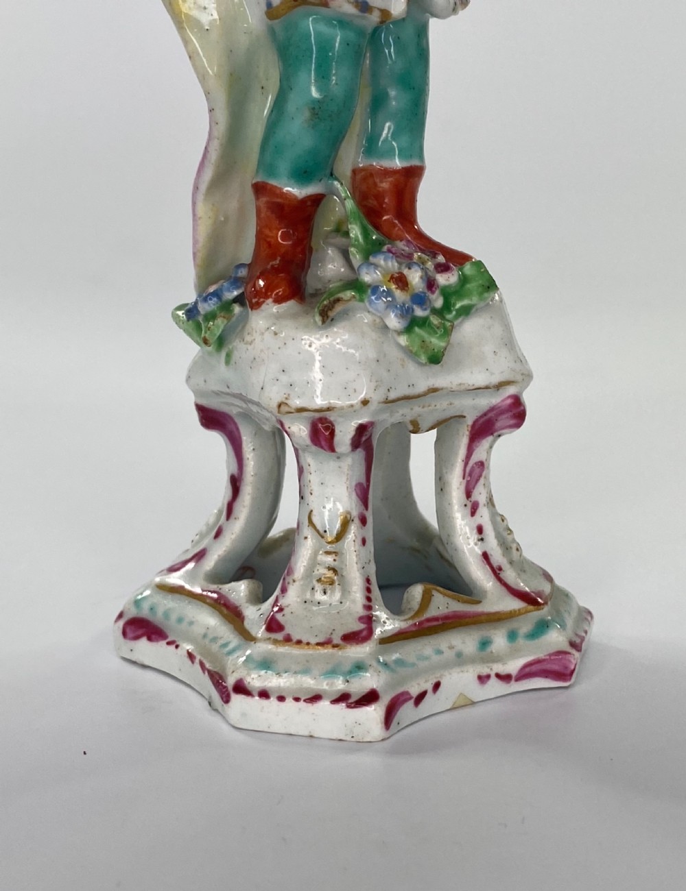 Bow porcelain figure of a Turk, c. 1760. View VII