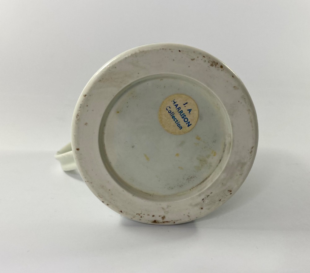 Worcester porcelain printed mug, c. 1765. View VII