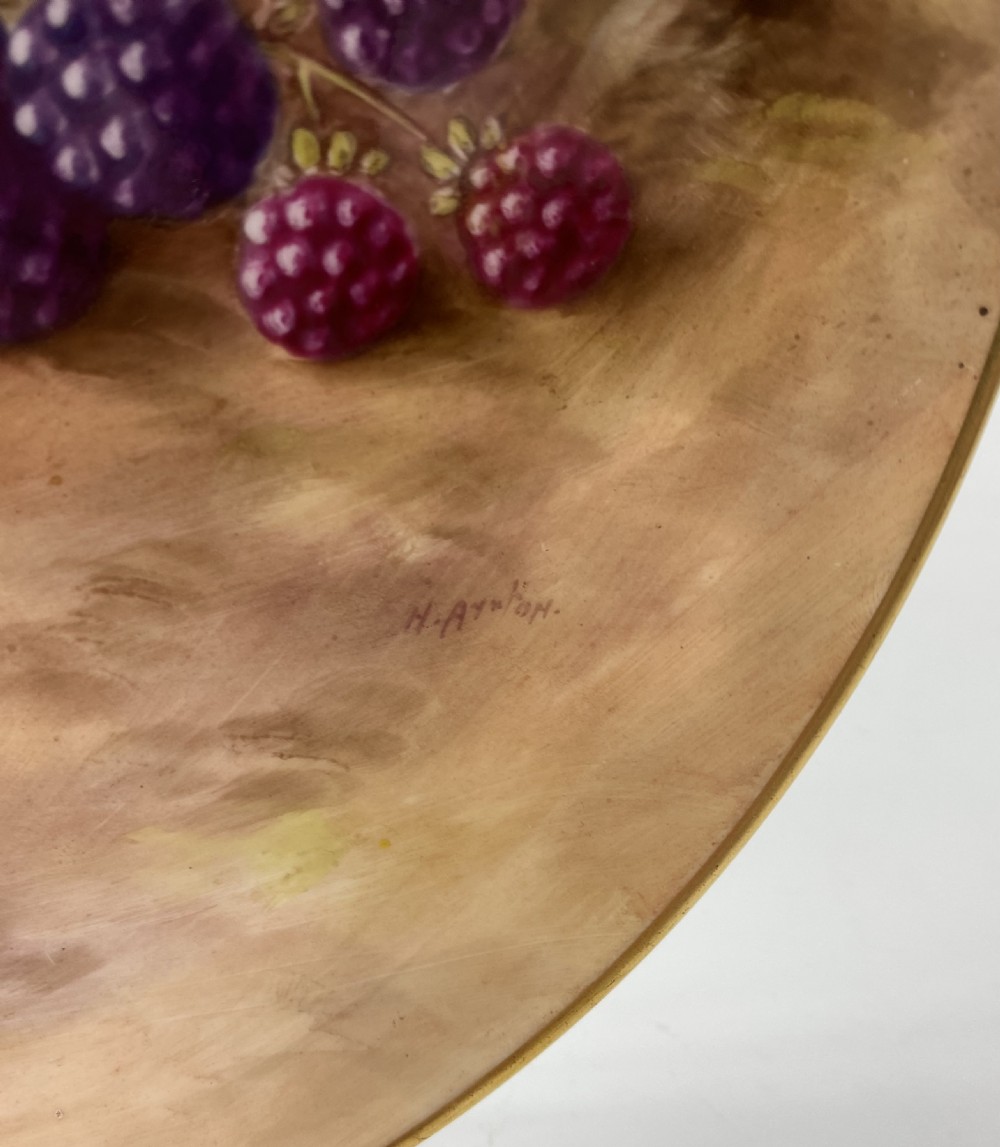 Royal Worcester porcelain Fruit plate. Harry Ayrton, dated 1933. View VI