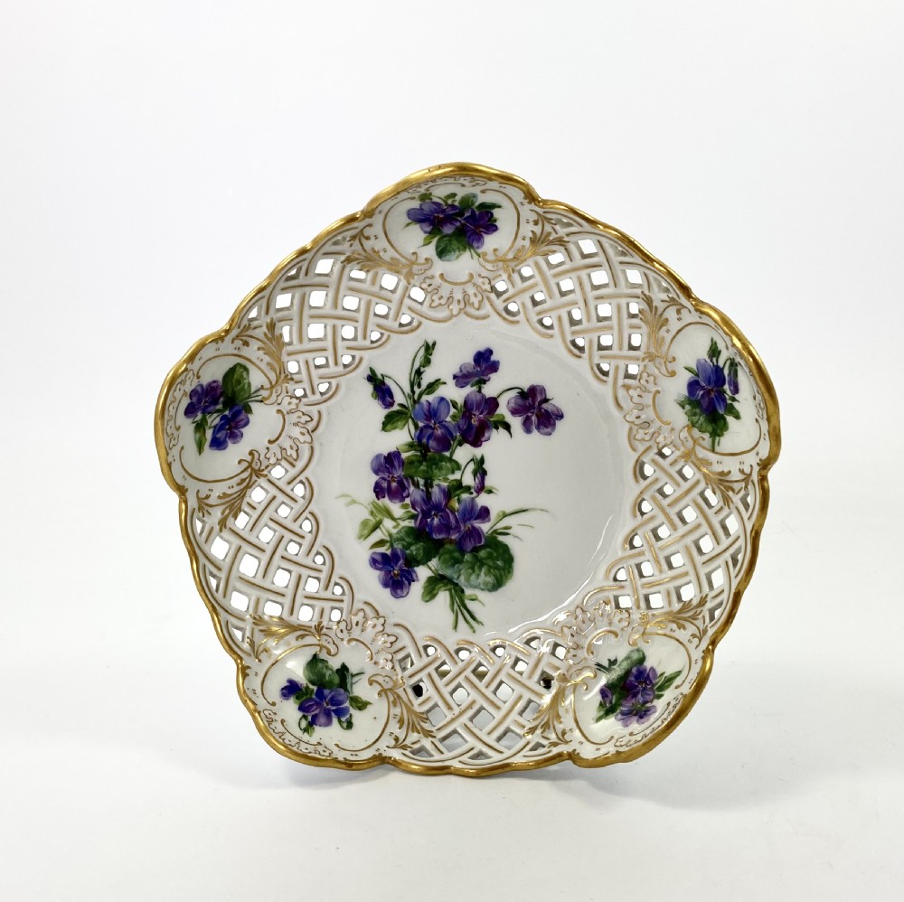 Meissen porcelain reticulated basket, c. 1880.
