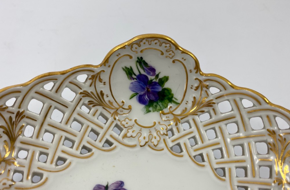 Meissen porcelain reticulated basket, c. 1880. View III