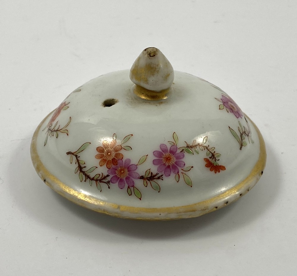 Chinese ‘Meissen’ style teapot. c. 1760. Qianlong Period. View XII