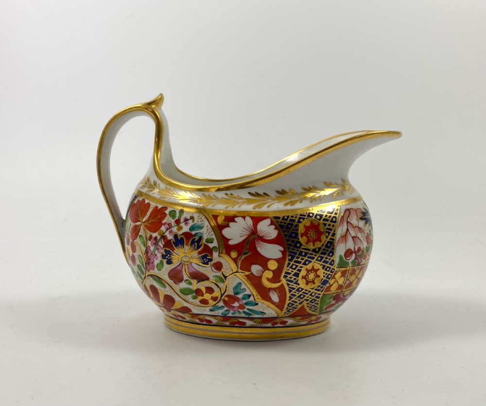 BFB Worcester porcelain ‘Imari’ cream jug, c. 1815. View IV