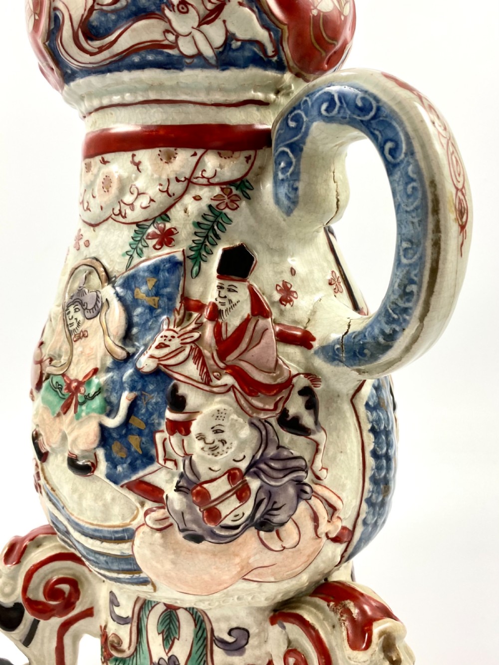 Imari porcelain coffee pot & cover, late 17th C. Edo Period. View X