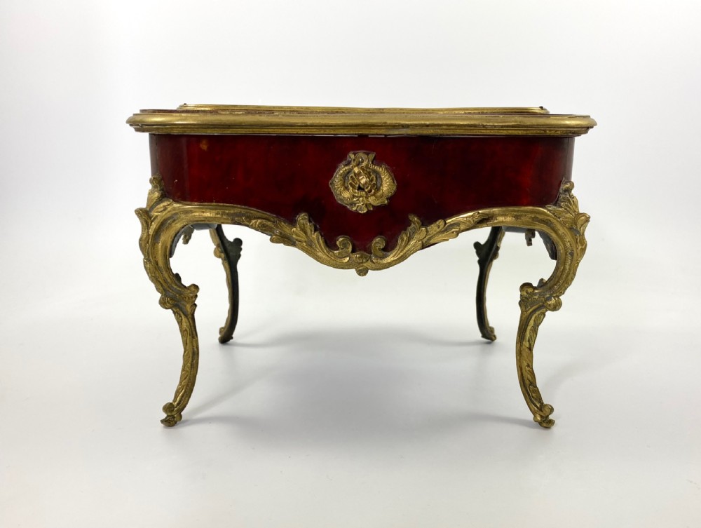 French miniature table bijouterie cabinet, c. 1900. View III