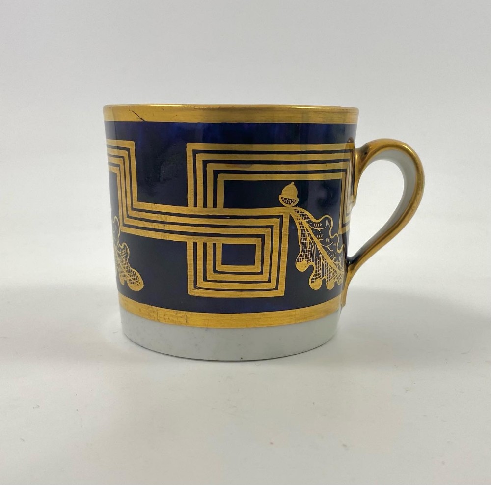 New Hall porcelain coffee can, c. 1810.