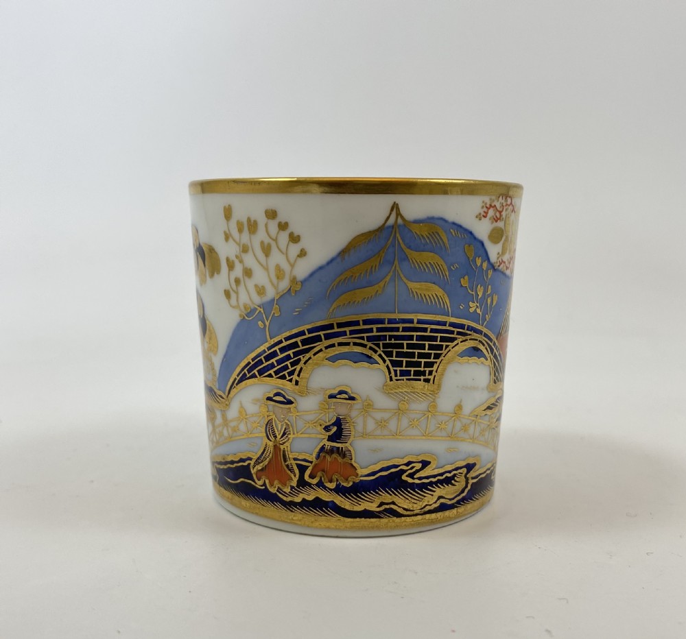 New Hall porcelain coffee can, c. 1810. View IV