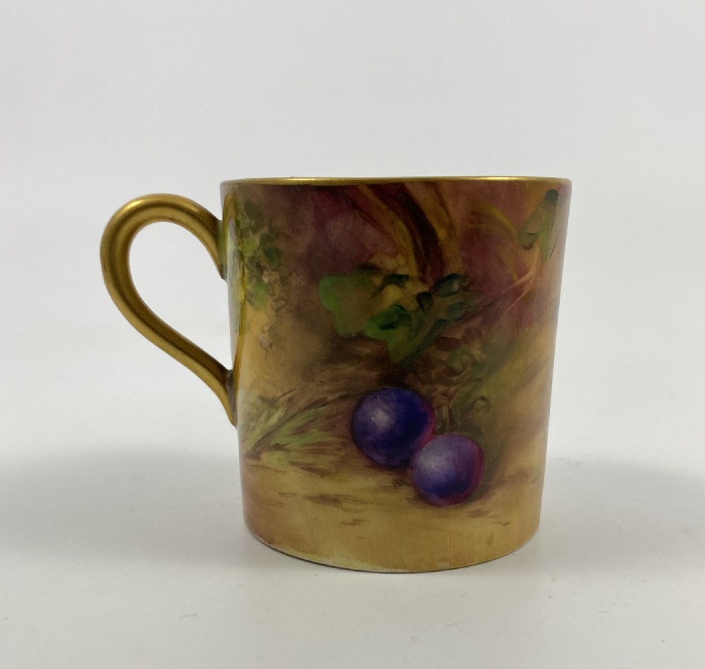 Royal Worcester ‘Fruit’ coffee can and saucer, dated 1924. View VII