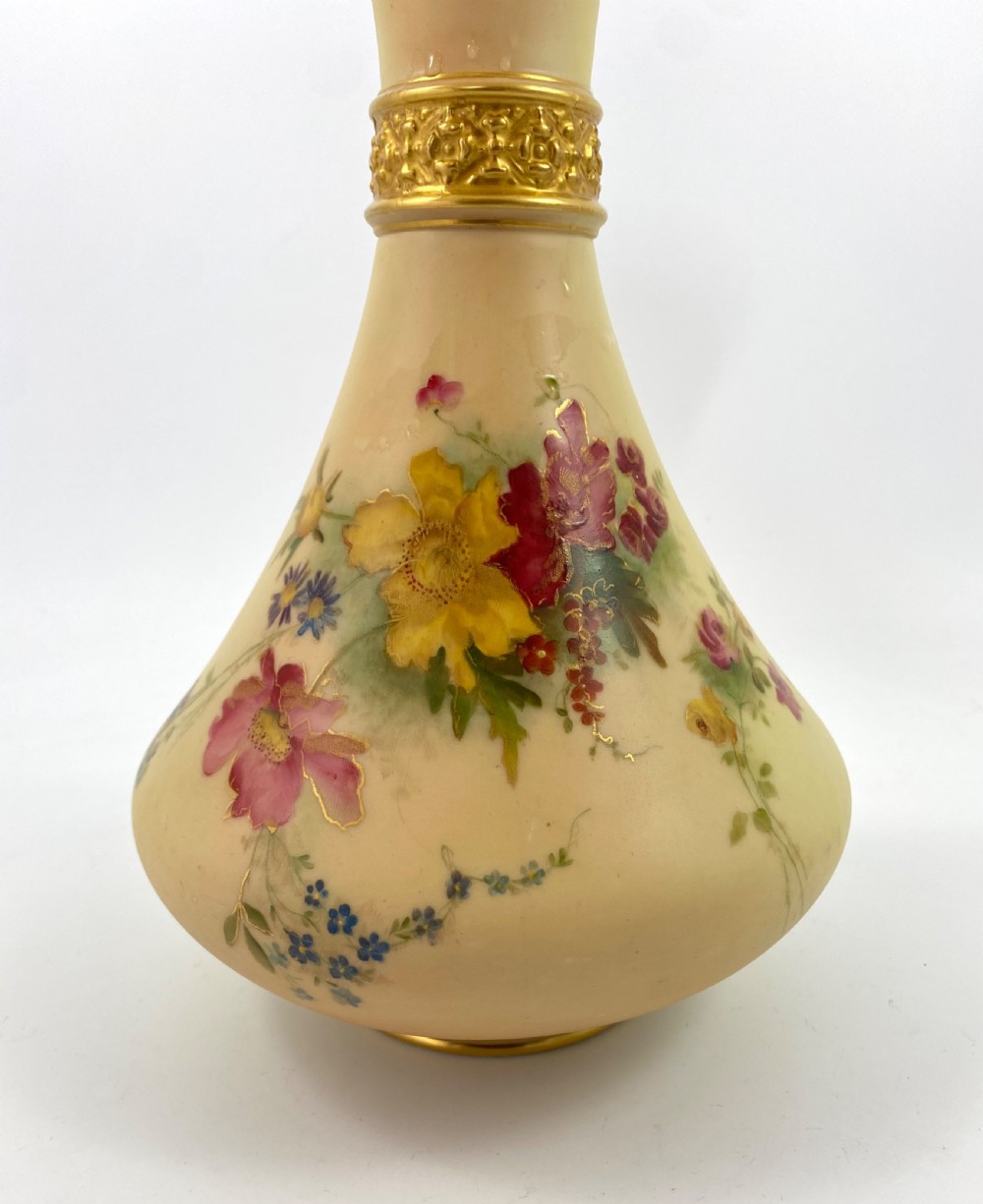 Royal Worcester porcelain vase, dated 1906. View II