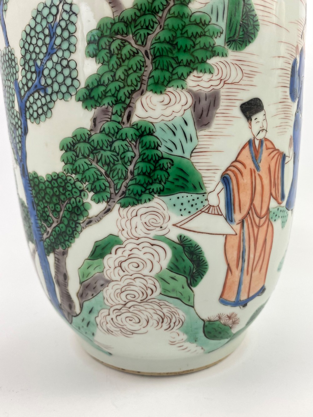 Chinese porcelain rouleau vase, 19th Century, Qing Dynasty. View XIV