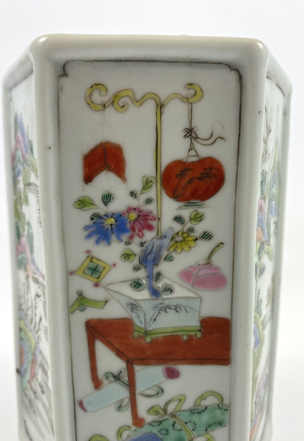 Chinese porcelain brush pot, c. 1730. Yongzheng Period. View XIII