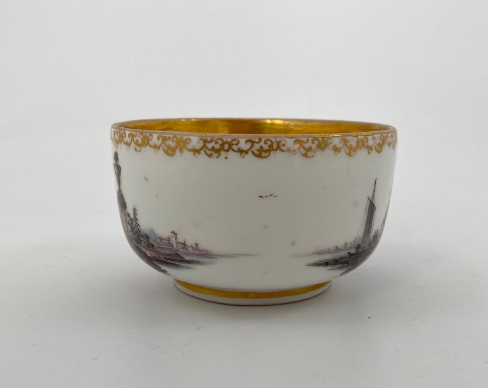 Meissen porcelain bowl. Harbour scenes, c. 1735. View III