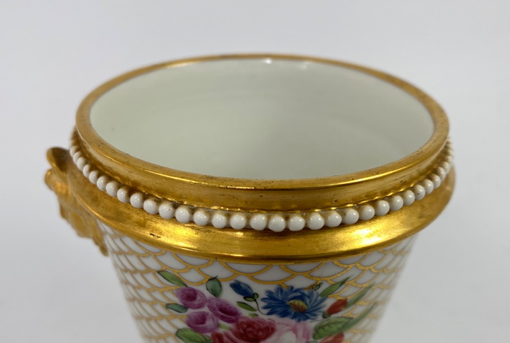English porcelain cache pot and stand, c. 1820. View VII