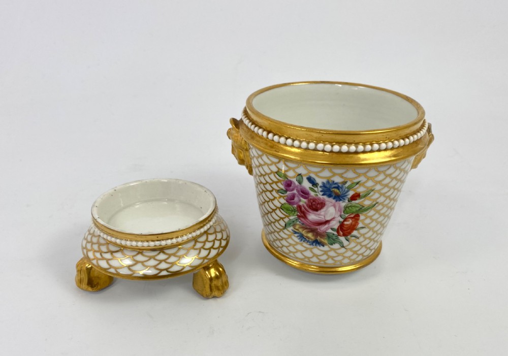 English porcelain cache pot and stand, c. 1820. View XI