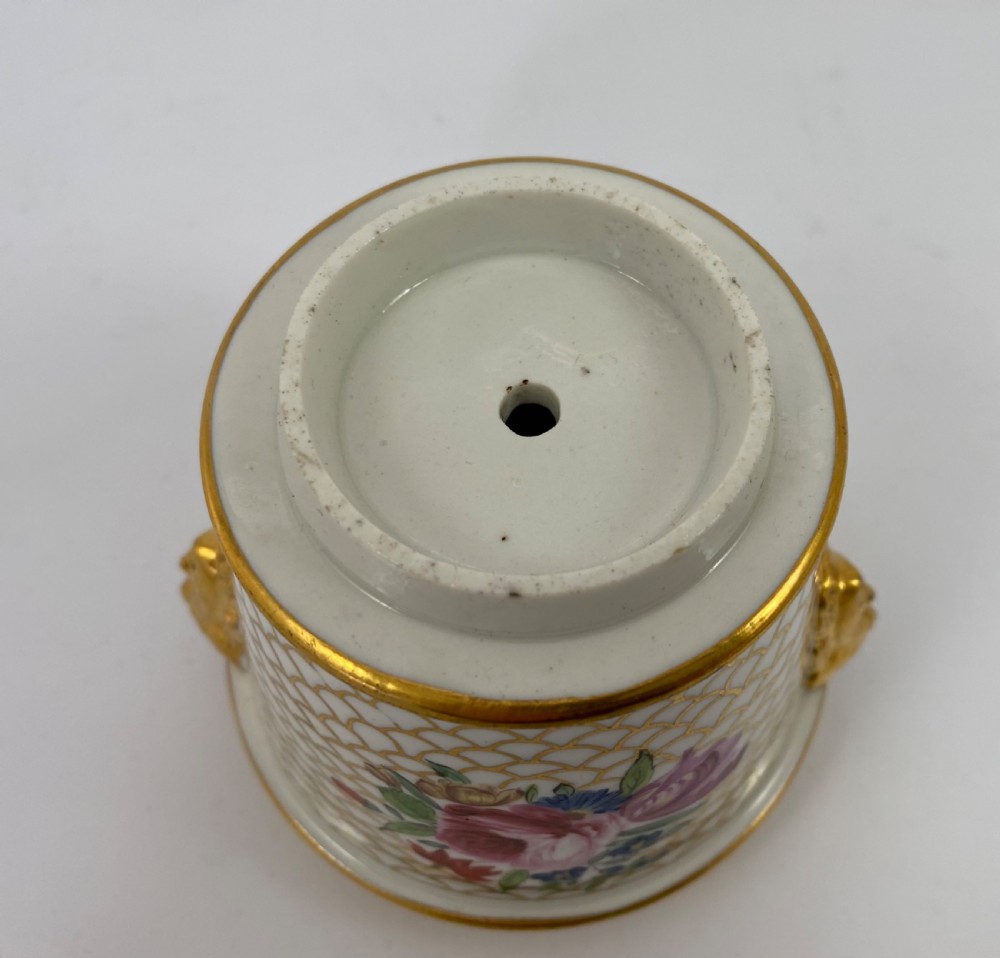 English porcelain cache pot and stand, c. 1820. View XII