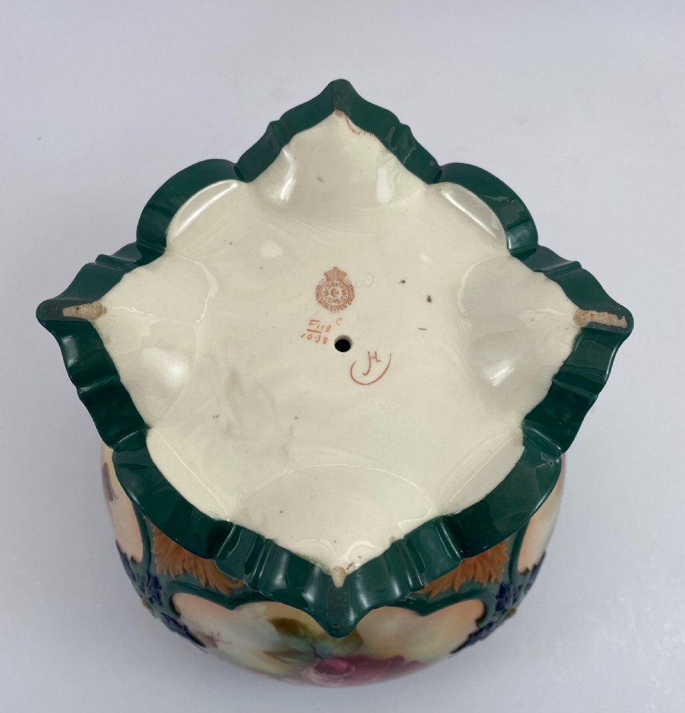 Royal Worcester porcelain jardiniere, dated 1907. View XI