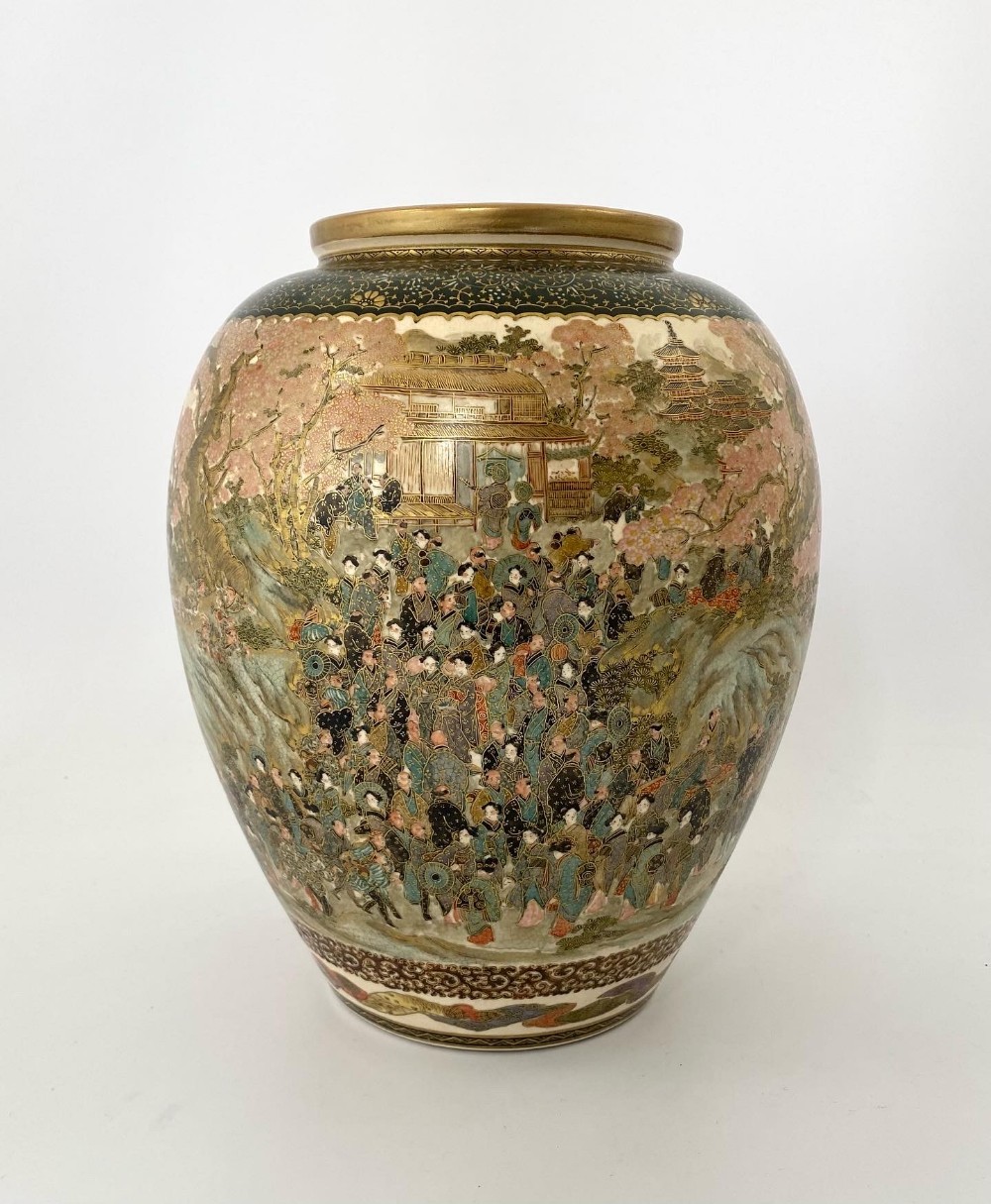 Satsuma pottery vase, Festival Gathering. Signed Zenkozan, Meiji Period.