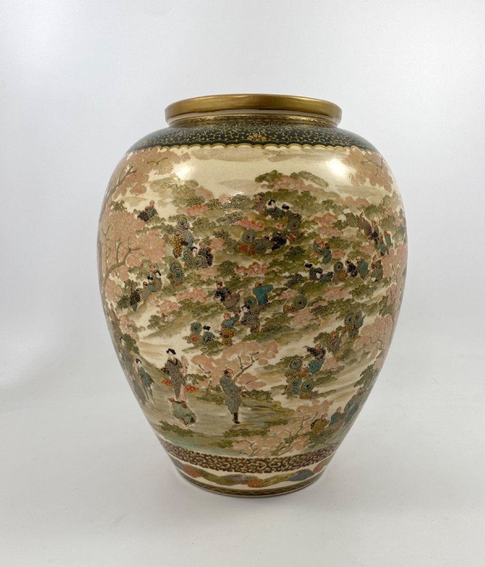 Satsuma pottery vase, Festival Gathering. Signed Zenkozan, Meiji Period. View VIII