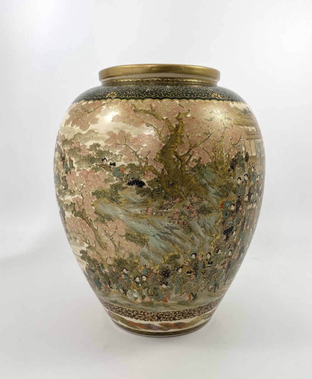 Satsuma pottery vase, Festival Gathering. Signed Zenkozan, Meiji Period. View XIII