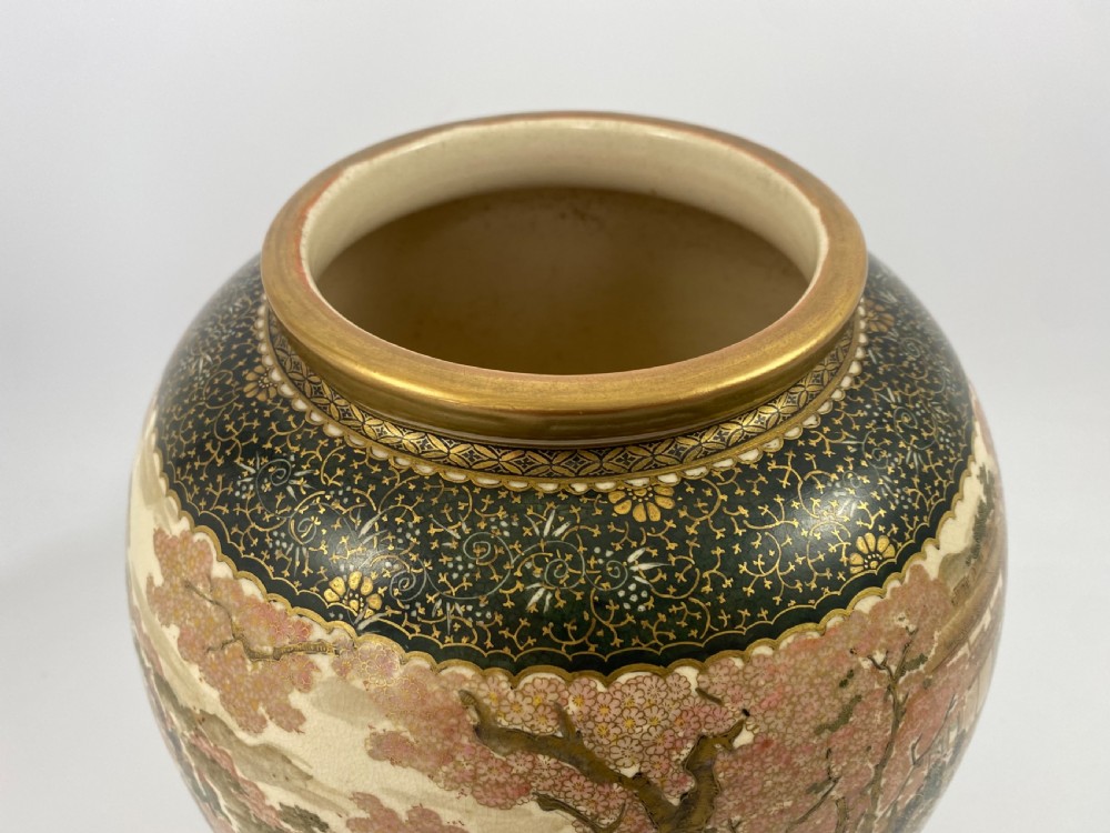 Satsuma pottery vase, Festival Gathering. Signed Zenkozan, Meiji Period. View XIV