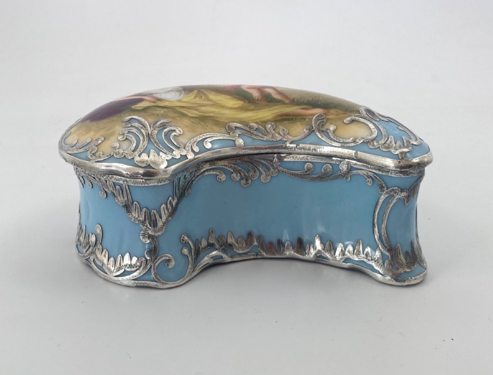 French silver mounted porcelain box. Venus & Cupid, c. 1900. View II