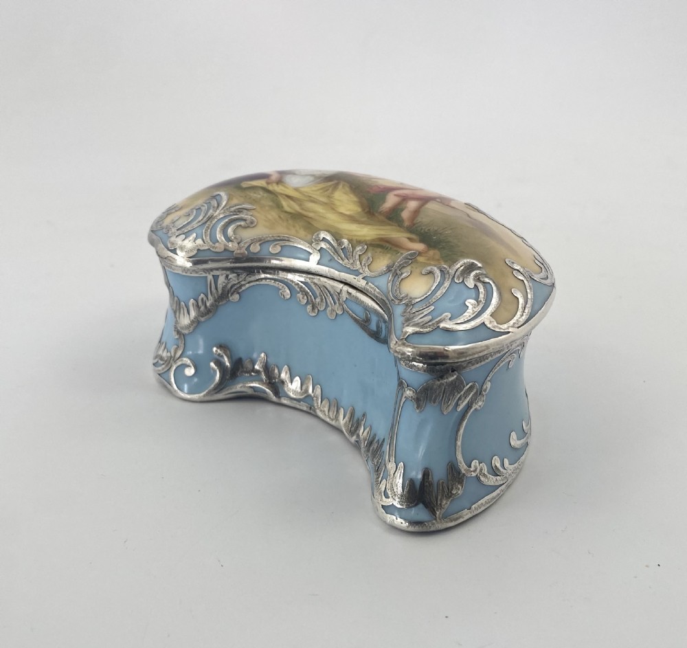 French silver mounted porcelain box. Venus & Cupid, c. 1900. View VI