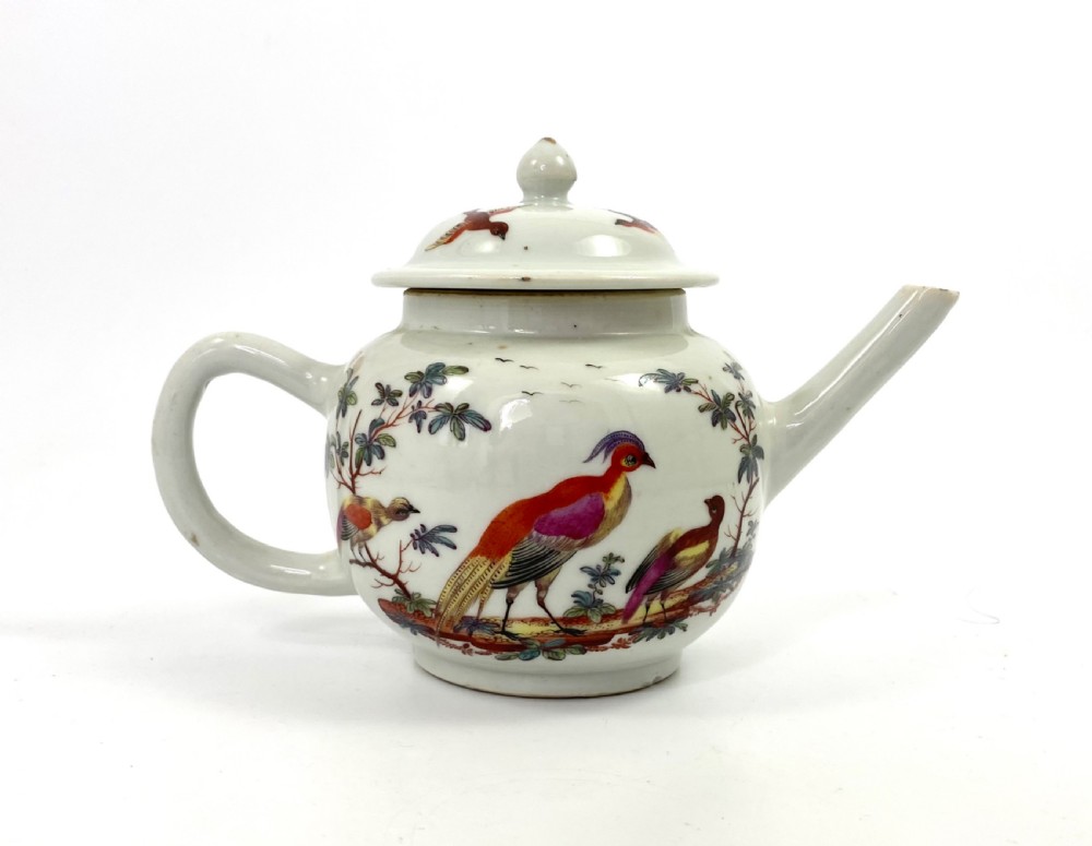 Chinese porcelain teapot. James Giles, London decoration, c. 1765. View IV