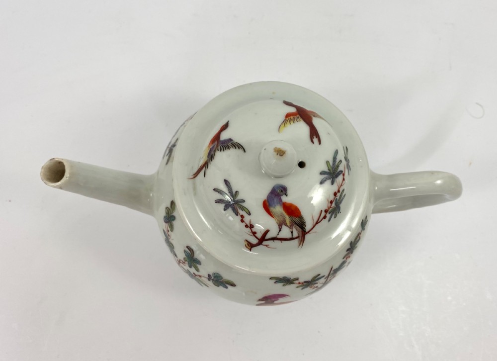 Chinese porcelain teapot. James Giles, London decoration, c. 1765. View VI