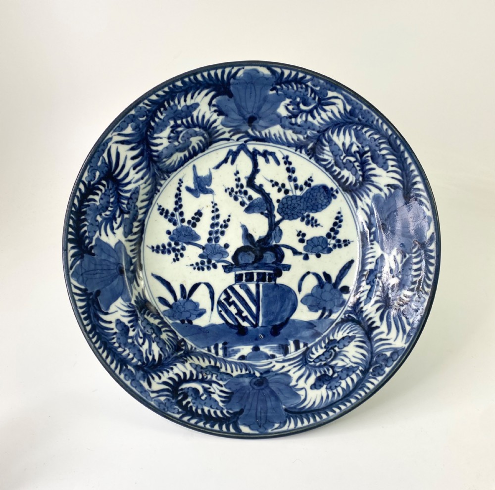 Arita porcelain charger, Genroku Period, Japan, c. 1690. 