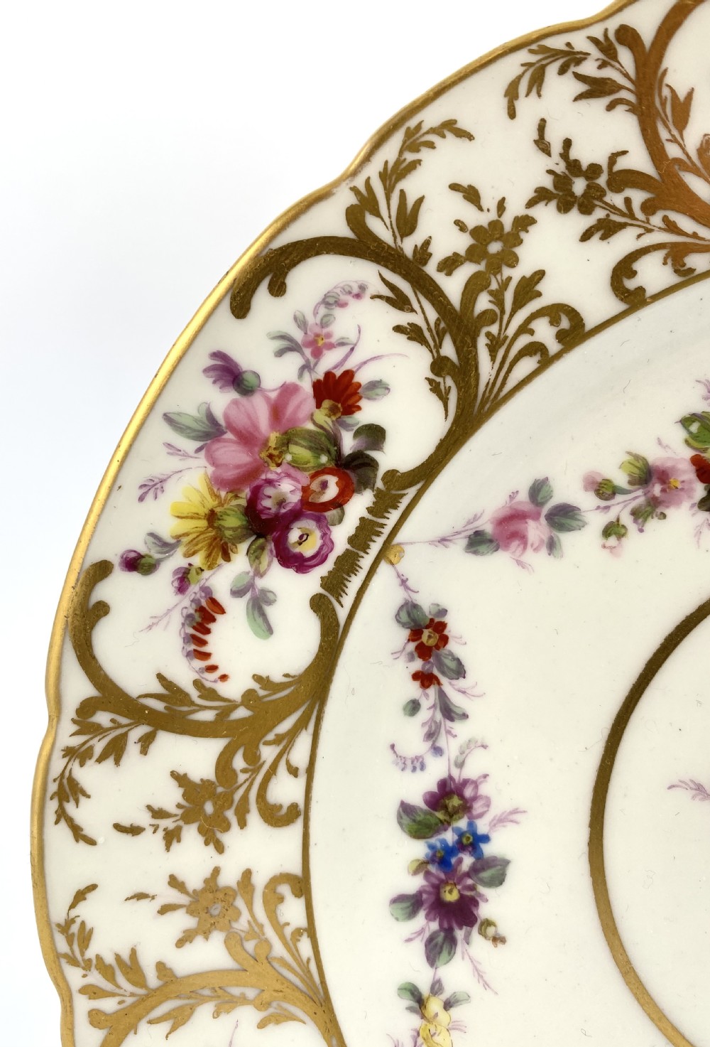 Swansea porcelain plate. Floral sprays, c. 1815. View VI