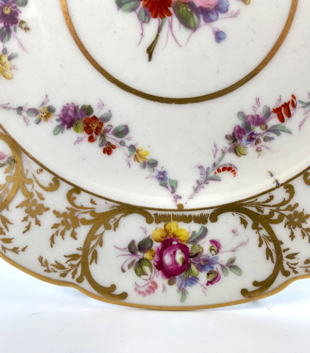Swansea porcelain plate. Floral sprays, c. 1815. View VII