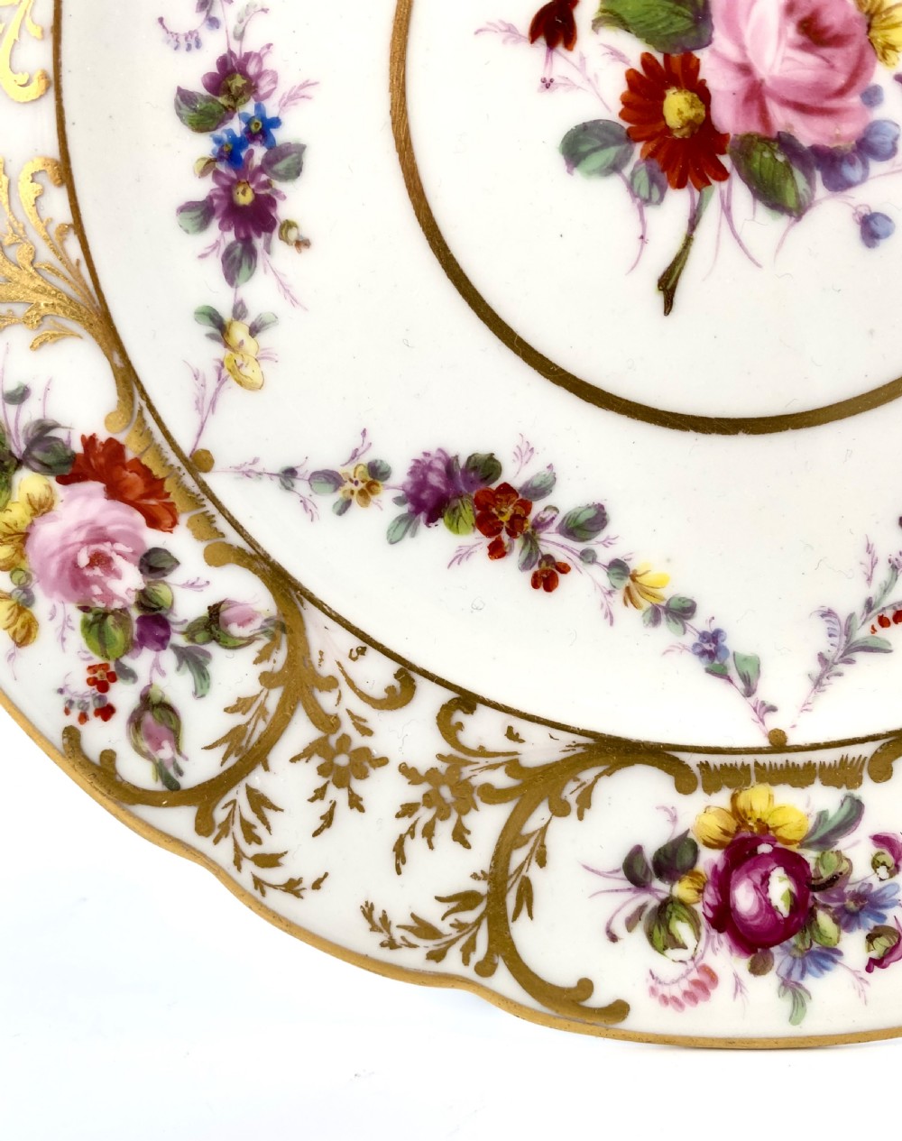Swansea porcelain plate. Floral sprays, c. 1815. View VIII