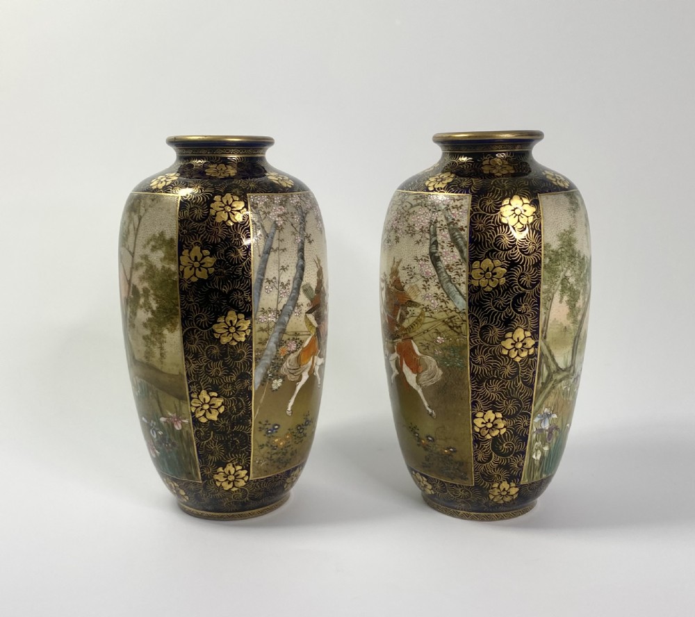 Pair Satsuma pottery vases. Kinkozan. Meiji Period. View IV