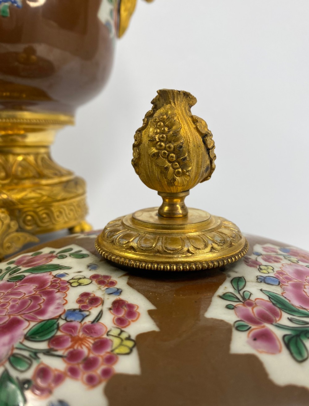 Pair Chinese porcelain & ormolu bowls, c. 1750. Qianlong Period. View XI