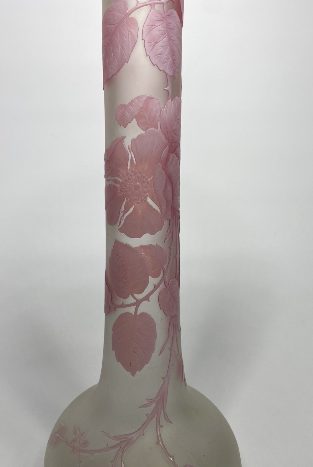 Thomas Webb & Sons cameo glass vase, c. 1880 View II