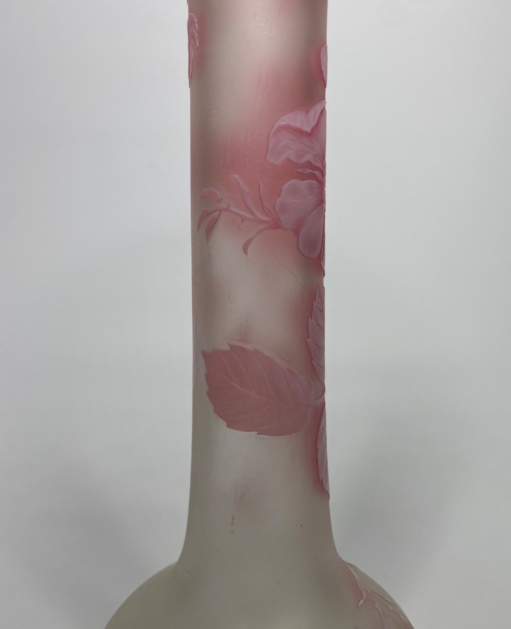 Thomas Webb & Sons cameo glass vase, c. 1880 View VI