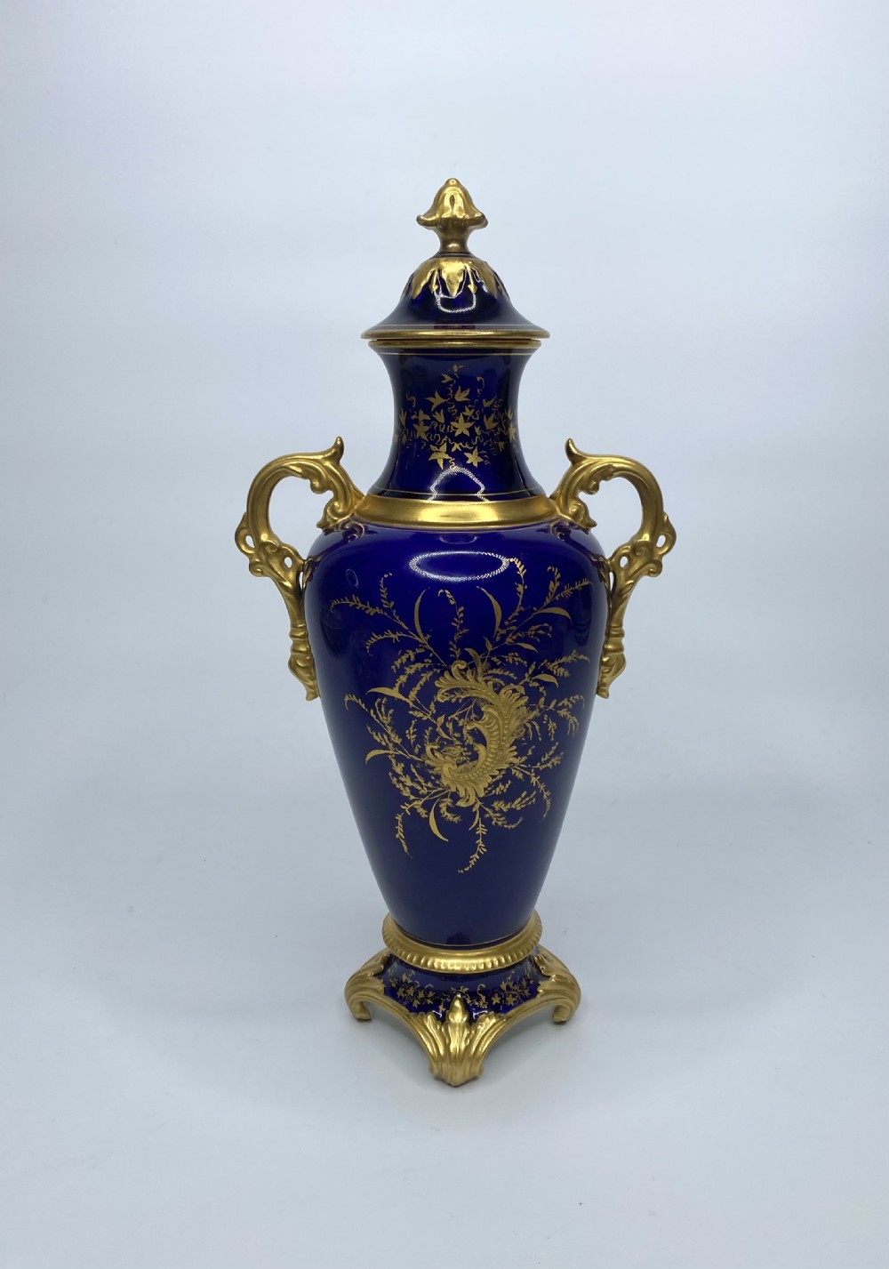 Coalport vase & cover, Tom Keeling, c. 1900. View IV