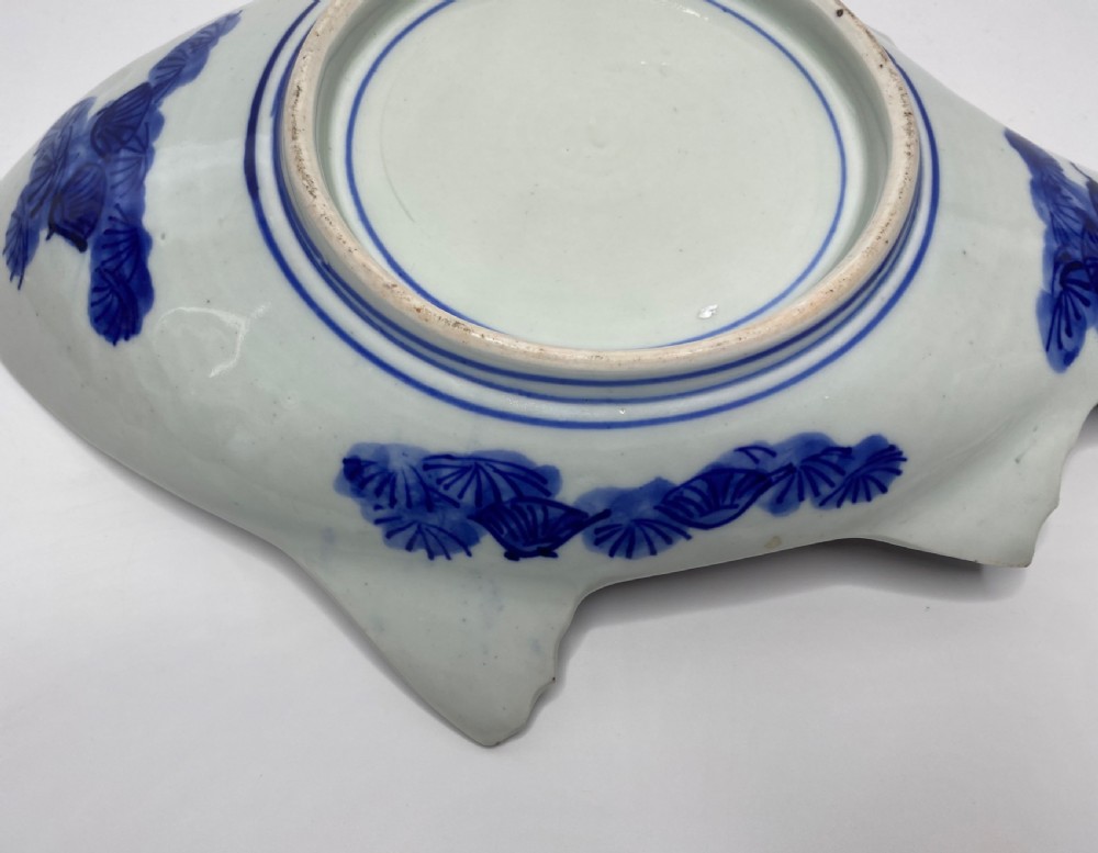 Imari Fish serving dish, Japan, c. 1890, Meiji Period. View VI