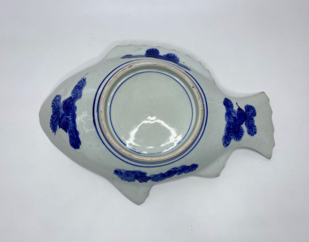 Imari Fish serving dish, Japan, c. 1890, Meiji Period. View VII